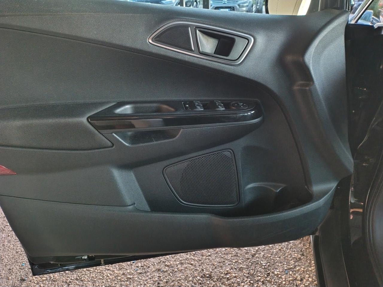 Ford B-Max 1.4 90 CV GPL Titanium