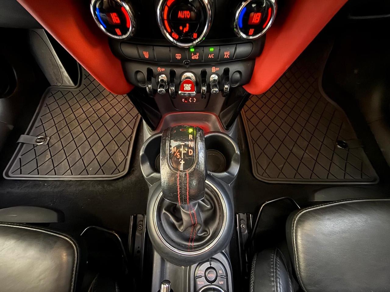 Mini Mini 2.0 Cooper SD Allestimento Jhon Cooper Works 5 porte TETTO