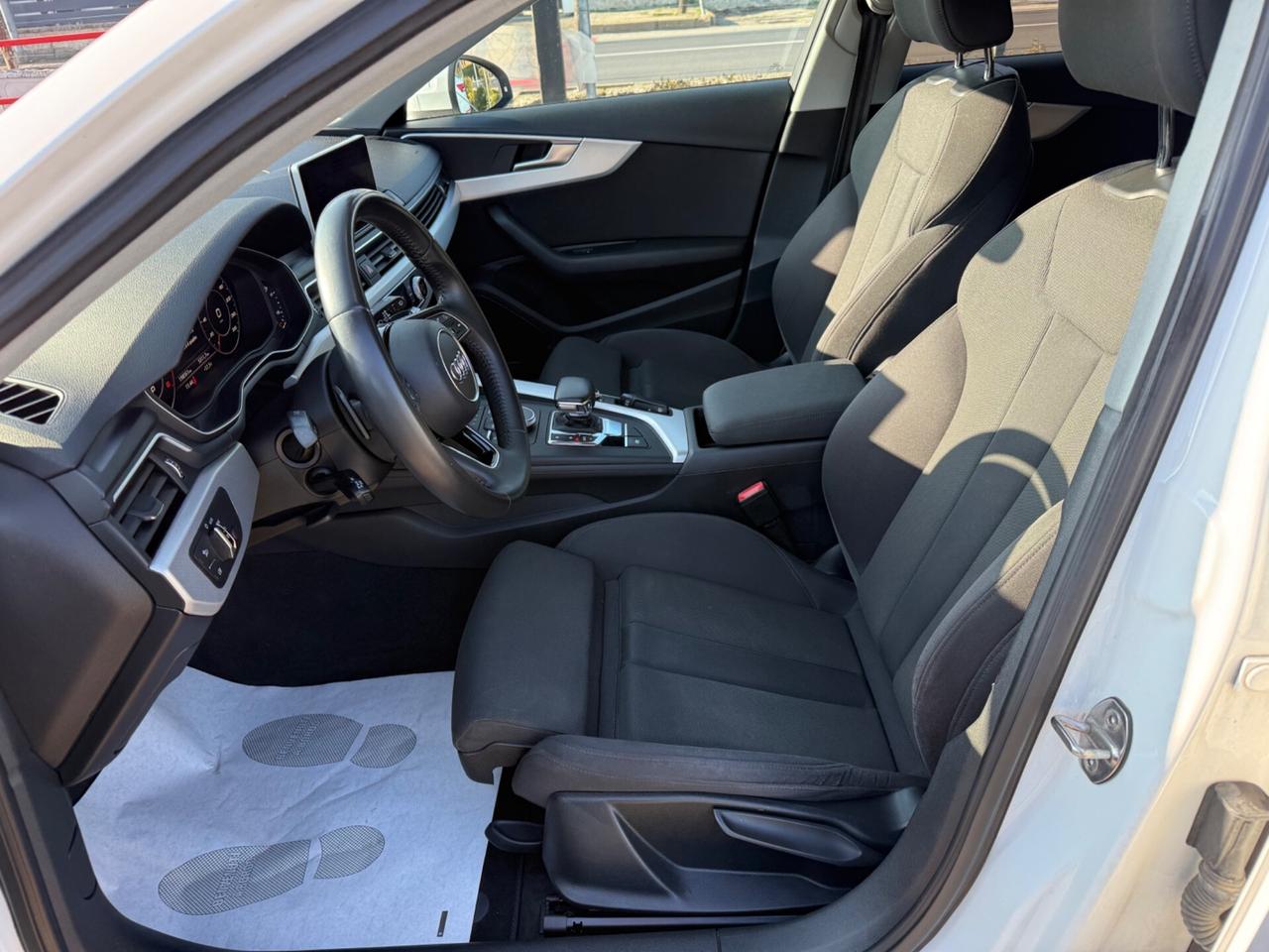 Audi A4 Avant 2.0 TDI 150 CV ultra S tronic VIRTUAL
