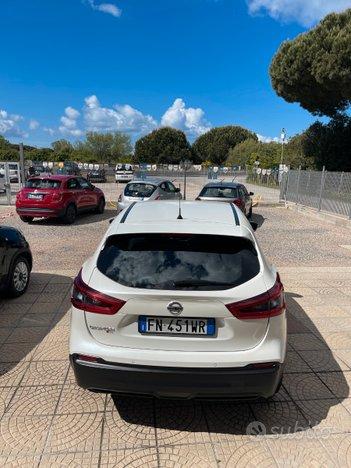 Nissan Qashqai 1.5 dCi 110cv Tekna CERCHI CLIMA CRUISE PDC MULTIFUNZIONE