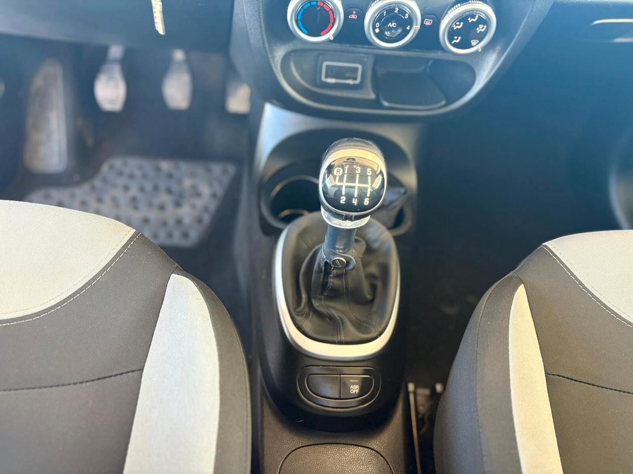 Fiat 500L 1.4 T-Jet 120 CV GPL Lounge