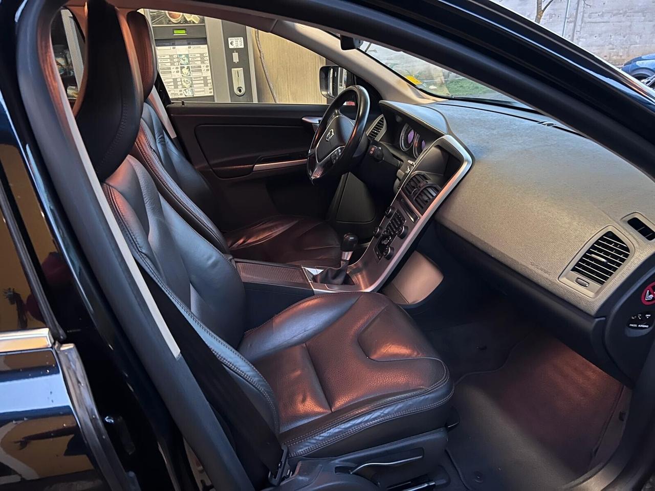 Volvo XC 60 XC60 DRIVe Momentum