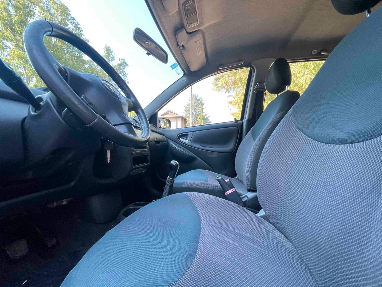 Toyota Yaris 5p 1.4 d-4d Sol NEOPATENTATI