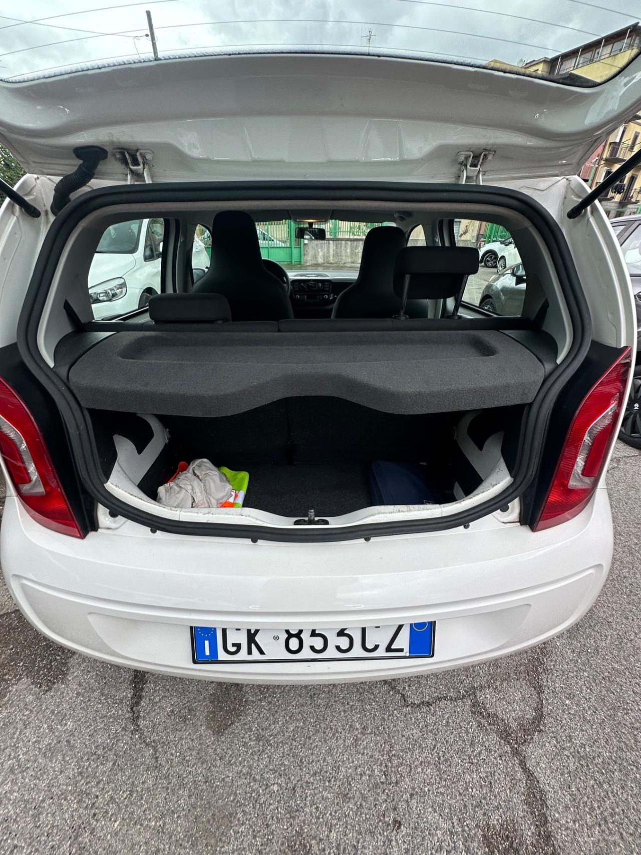 Volkswagen up! 1.0 5p. move