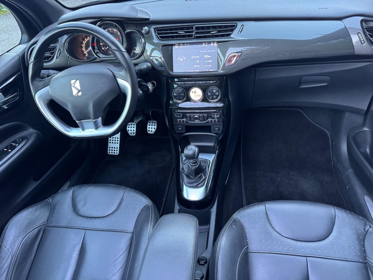 DS3 3 1.6 THP 155 L'uomo Vogue Cabrio