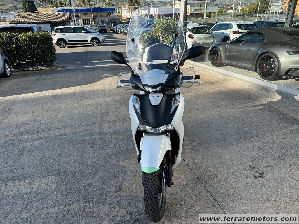 HONDA SH 150 sport nuovo pronta consegna A SOLI 46 EURO AL MESE