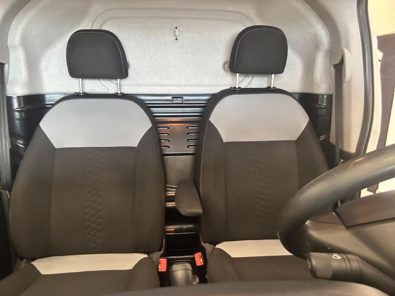 Fiat Fiorino 1.3 MJT 95CV Cargo SX 2022