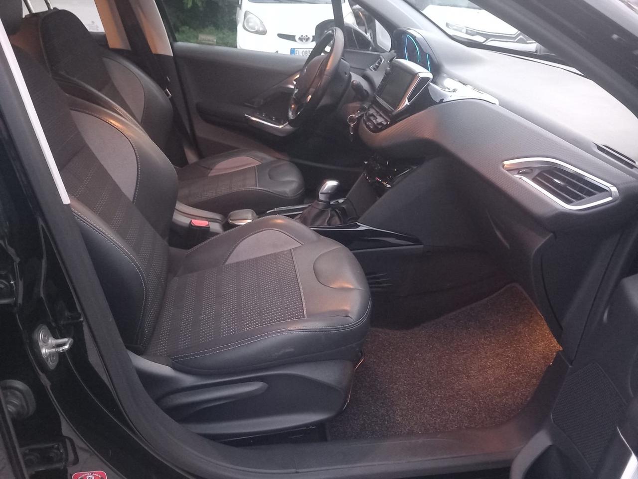 Peugeot 2008 BlueHDi 120 S&S Allure