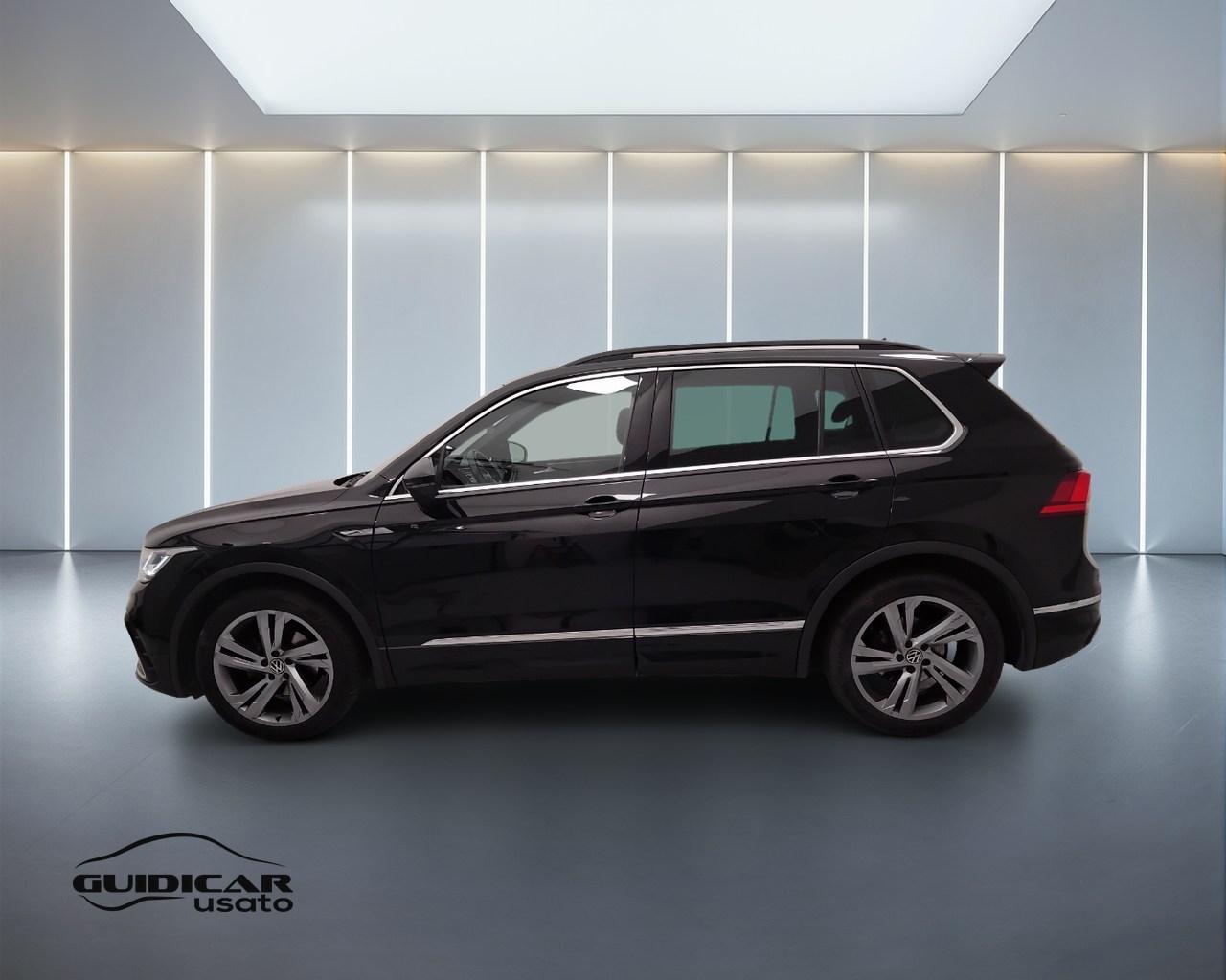 VOLKSWAGEN Tiguan II 2021 - Tiguan 2.0 tdi R-Line 150cv dsg