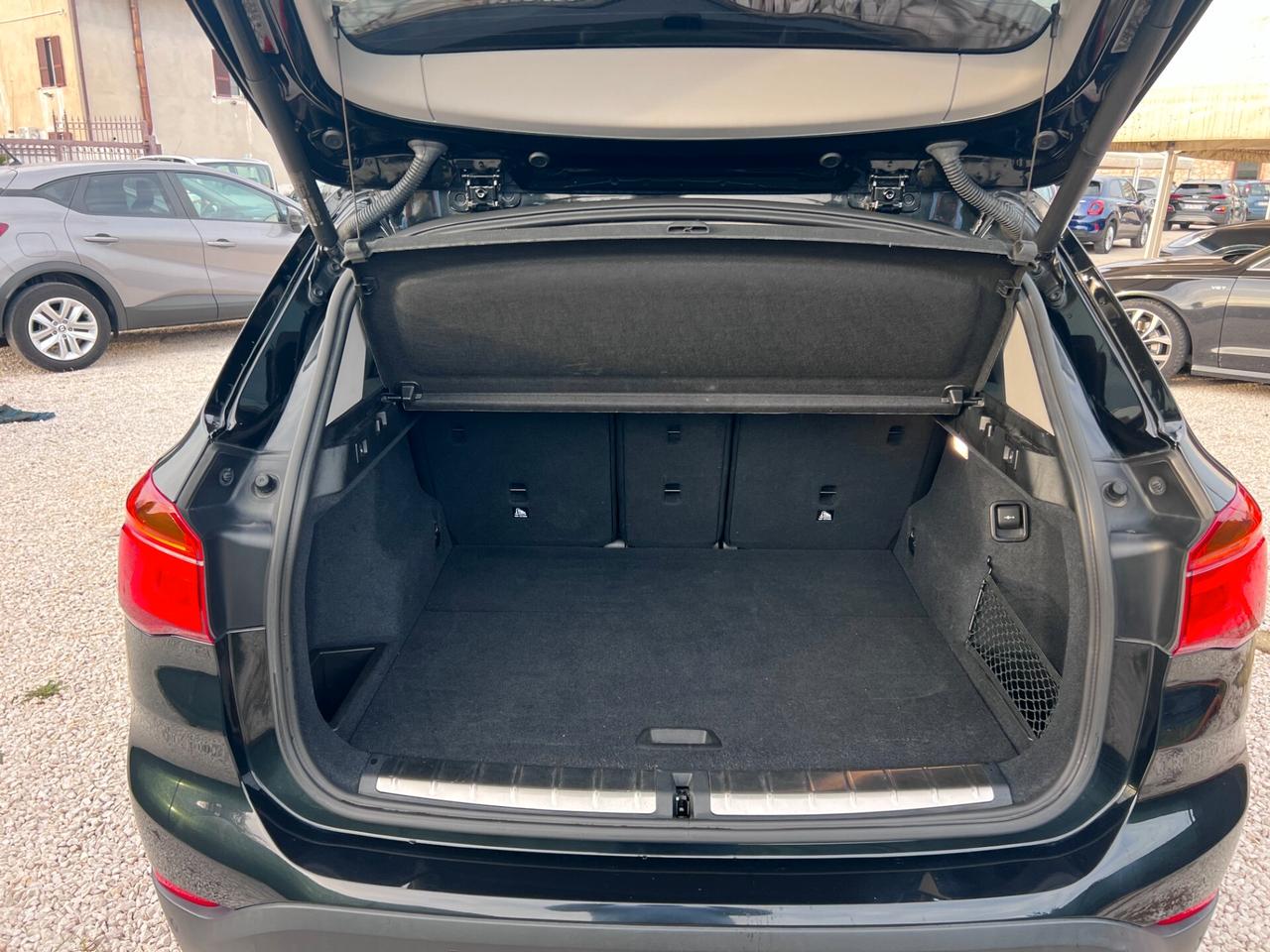 Bmw X1 sDrive18d xLine