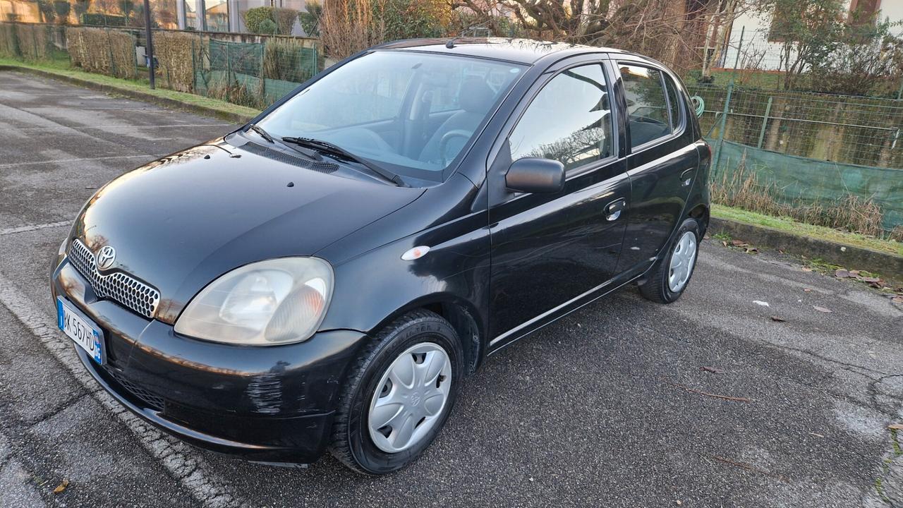 Toyota Yaris Sol *Neopatentati *