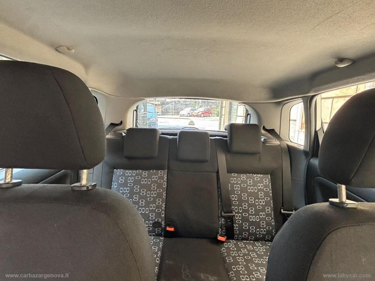 FORD Fiesta 1.2 16V 5p. Ambiente