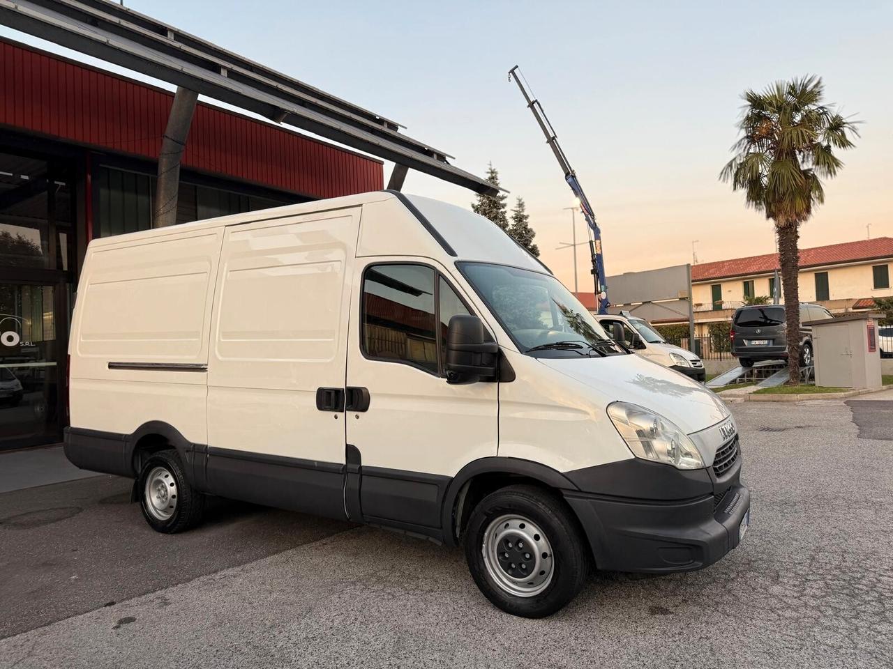IVECO Daily 35S12 2.3 TDI 125 CV EURO 5 PASSO MEDIO
