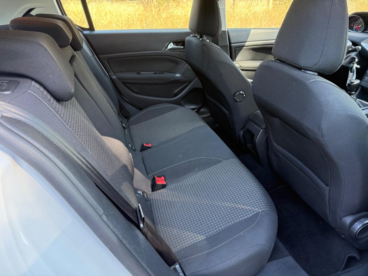 Peugeot 308 BlueHDi 130 S&S Business