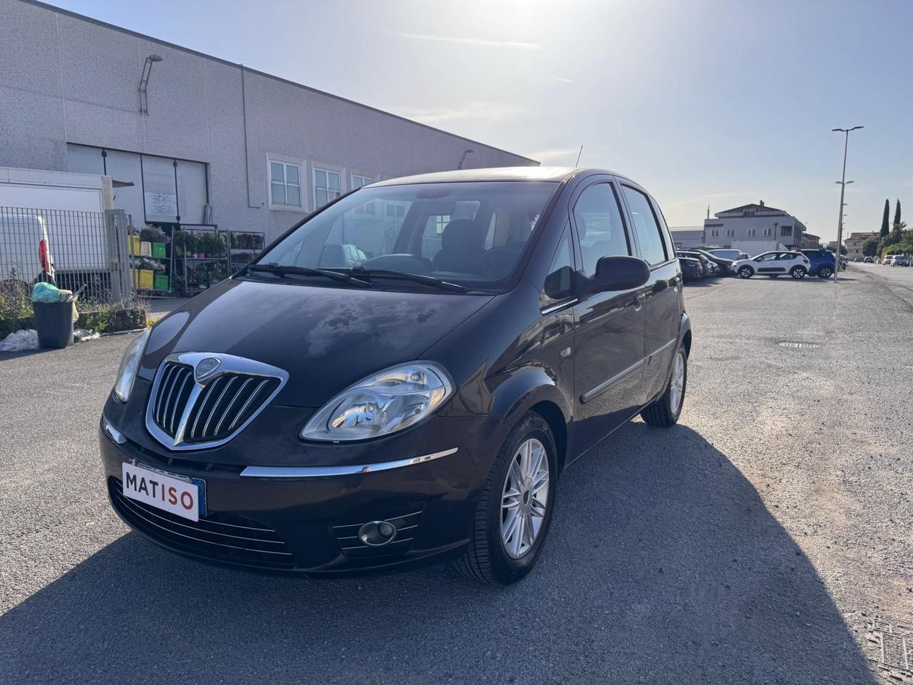 Lancia MUSA 1.3 Mjt S&S DPF Poltrona Frau 134000 KM