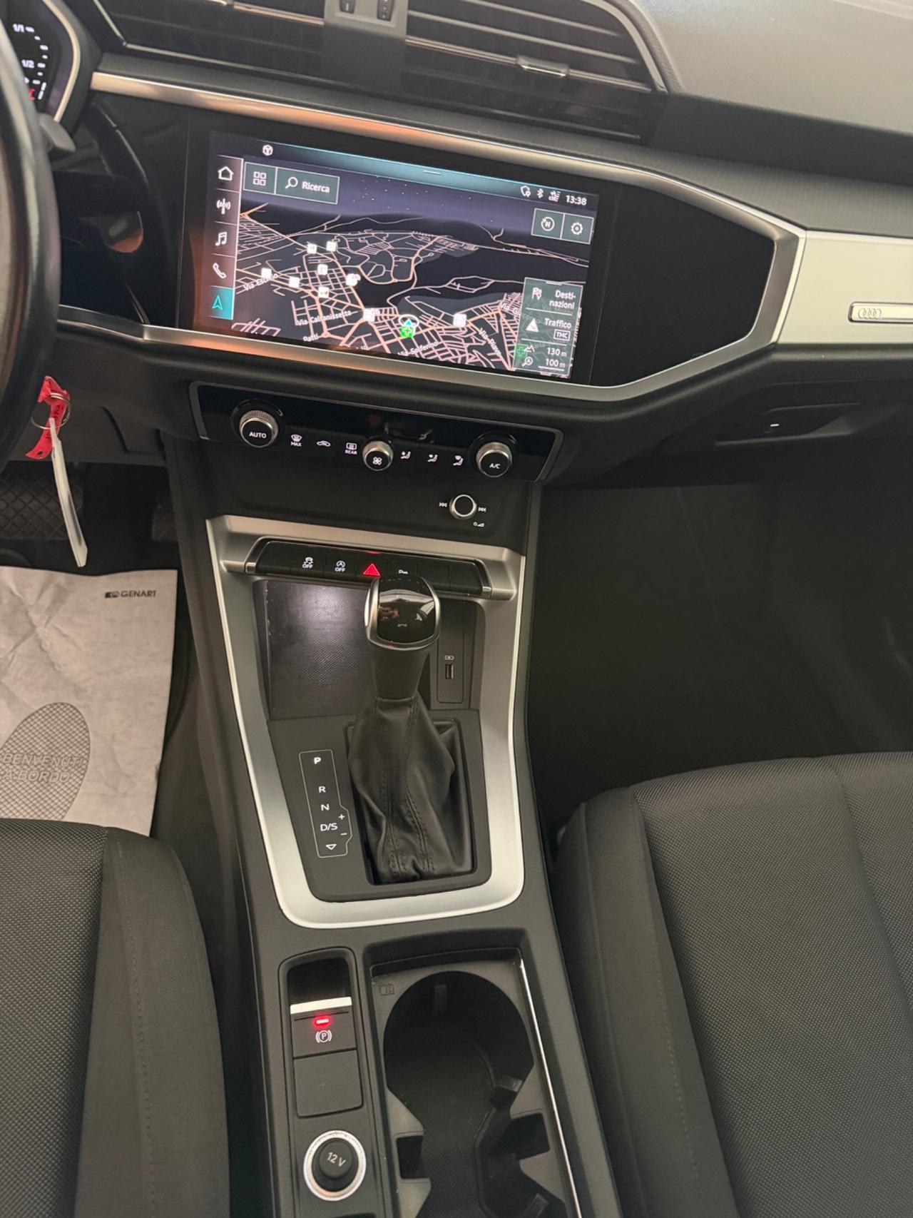 Audi Q3 35 TDI S tronic Business Advanced