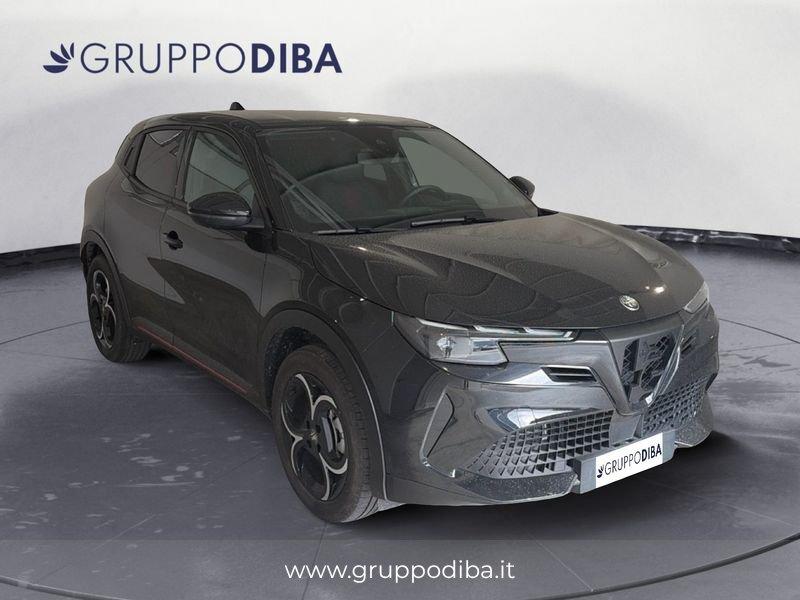 Alfa Romeo Junior 1.2 ibrida Speciale 145cv edct6