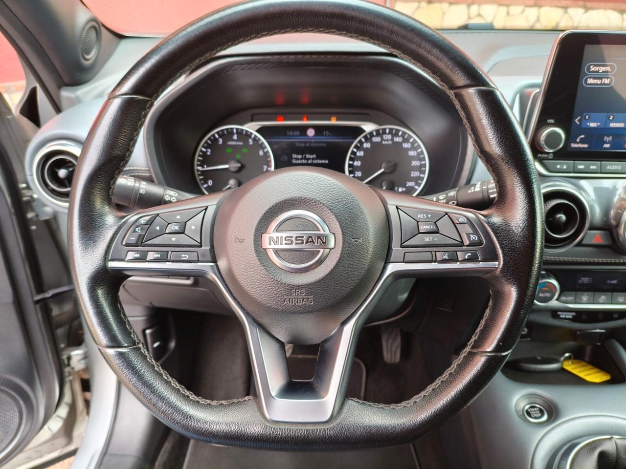 Nissan Juke 1.0 DIG-T 114 CV N-Connecta