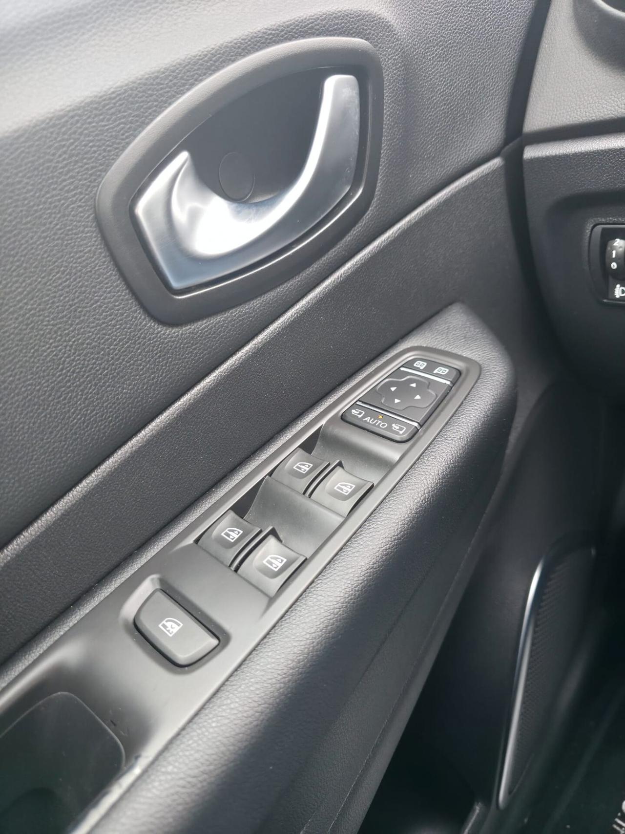 Renault Captur dCi 8V 90 CV EDC Start&Stop Energy Intens