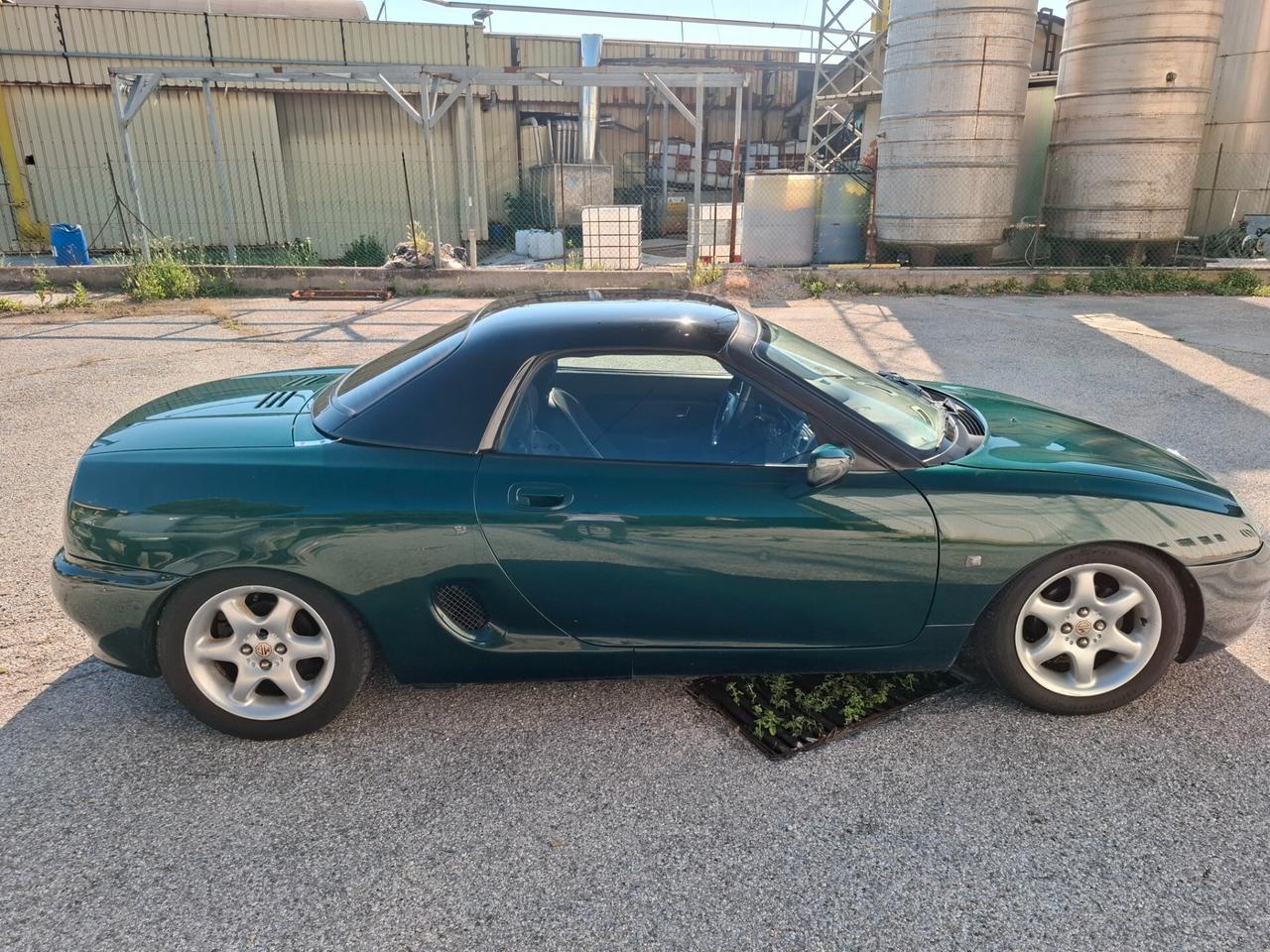 Mg MGF 1.8i cat da restauro