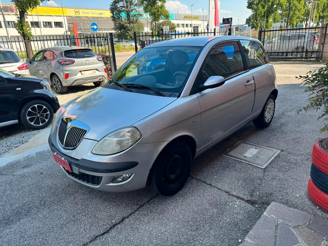 Lancia Ypsilon 1.2 Argento 60cv