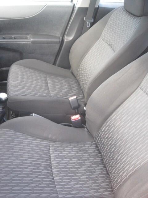 Toyota Yaris 1.0 5 porte Active