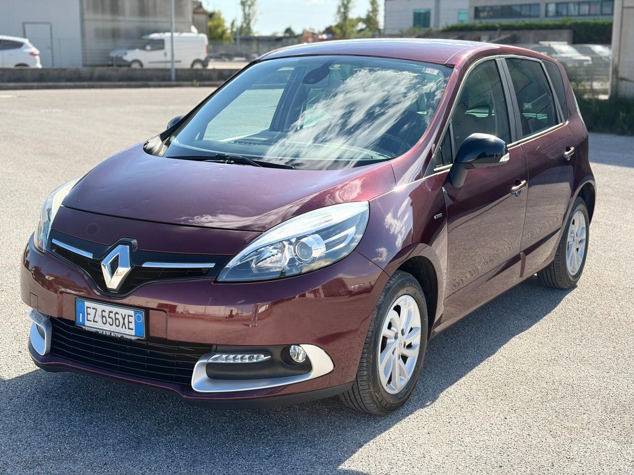 Renault Scenic xmod 1.5 dCi 2015