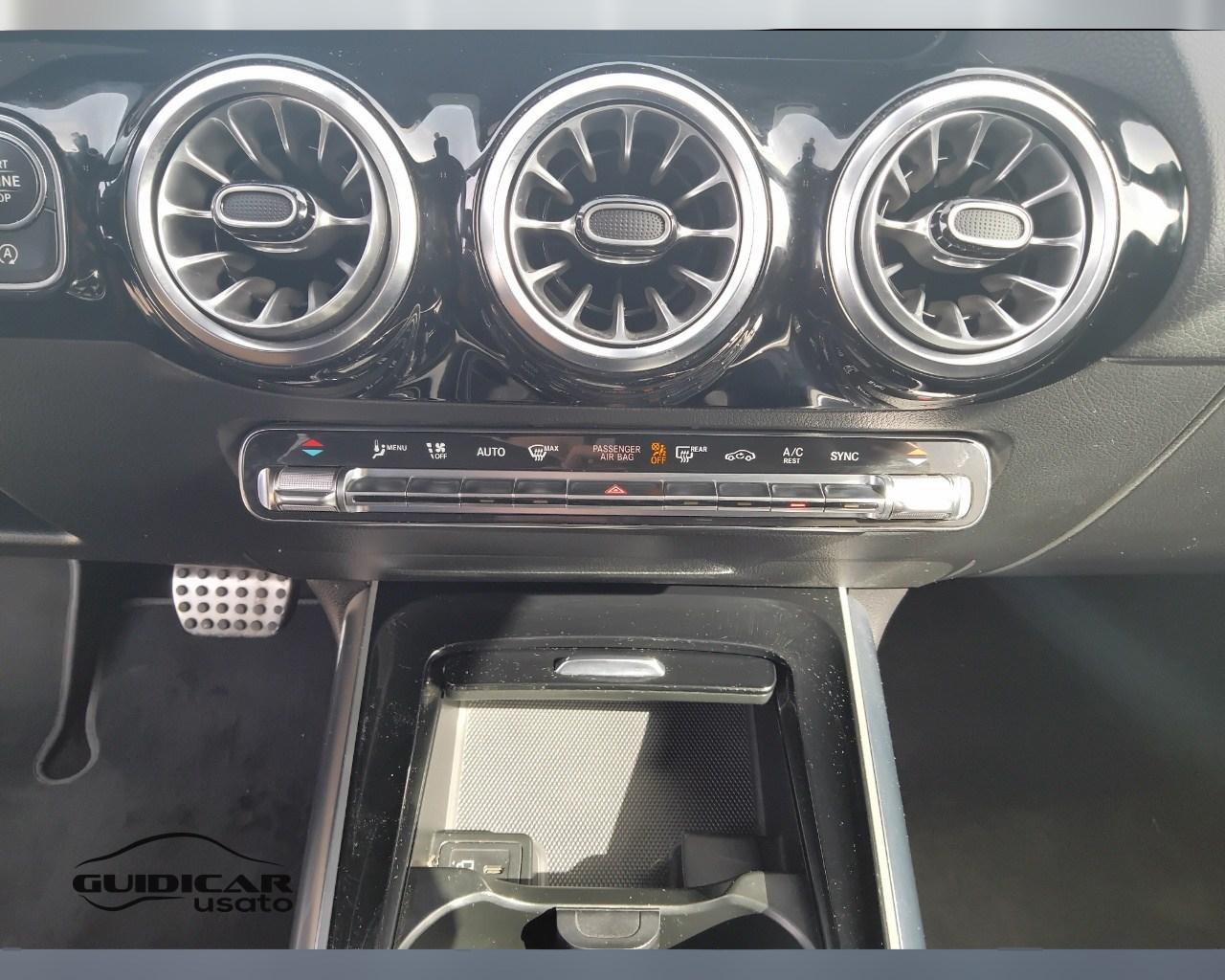 Mercedes-Benz GLA-H247 2020 - GLA 180 d Premium auto