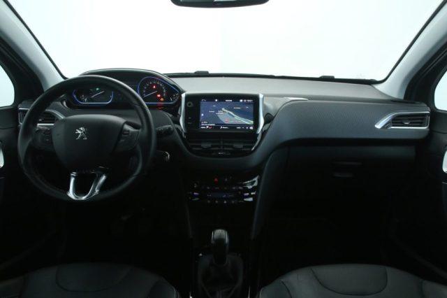 PEUGEOT 2008 BlueHDi 100 Allure Retrocamera