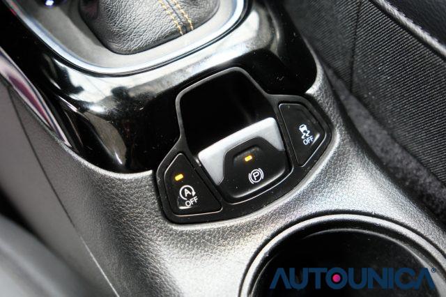 JEEP Compass 2.0 MULTIJET II AUTOMATICA 4WD LIMITED FARI LED