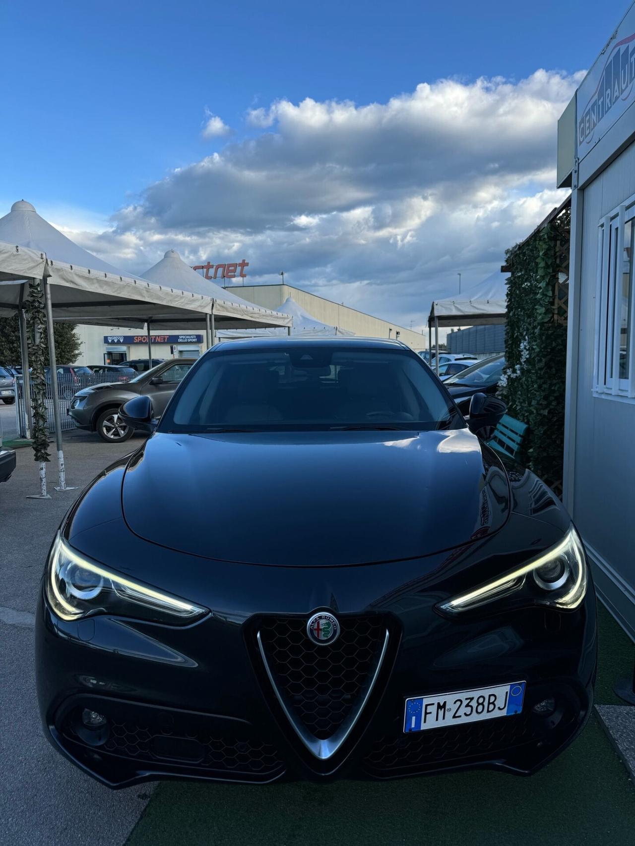 Stelvio 2.2 TD 180CV AT8 RWD Executive