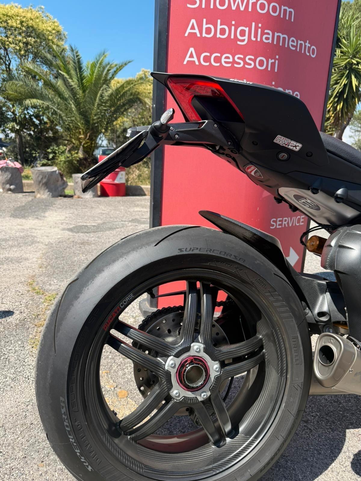 Ducati Streetfighter V4 SP