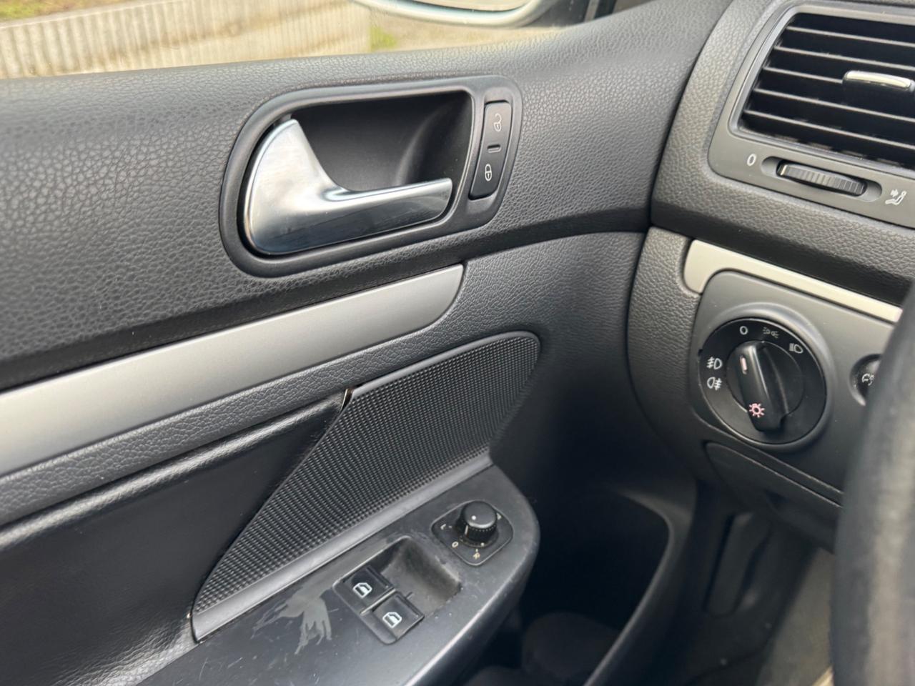 Volkswagen Golf 1.9 TDI 3p. Comfortline