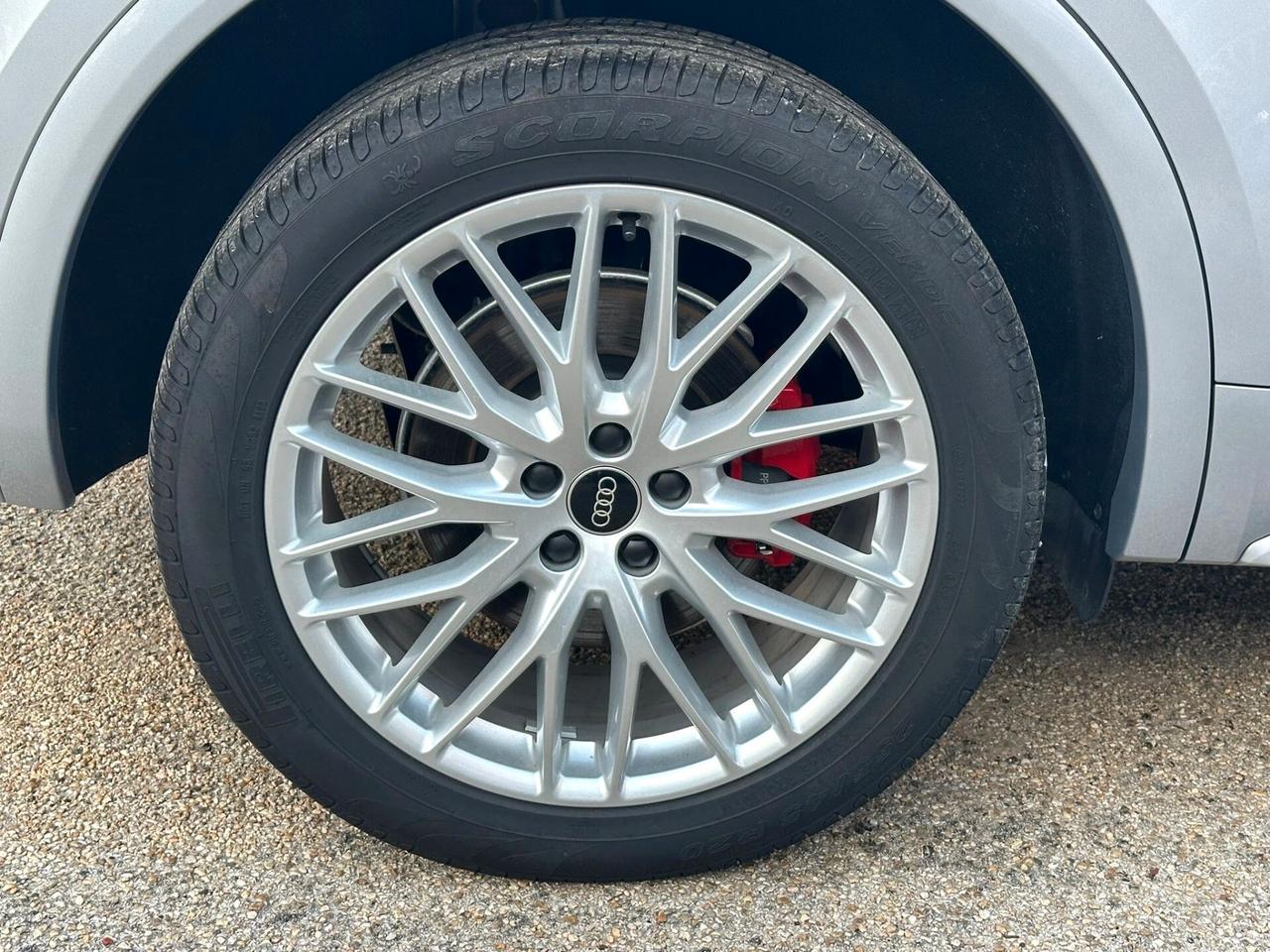 AUDI Q5 40TDI 204 CV QUATTRO S TRONIC S LINE