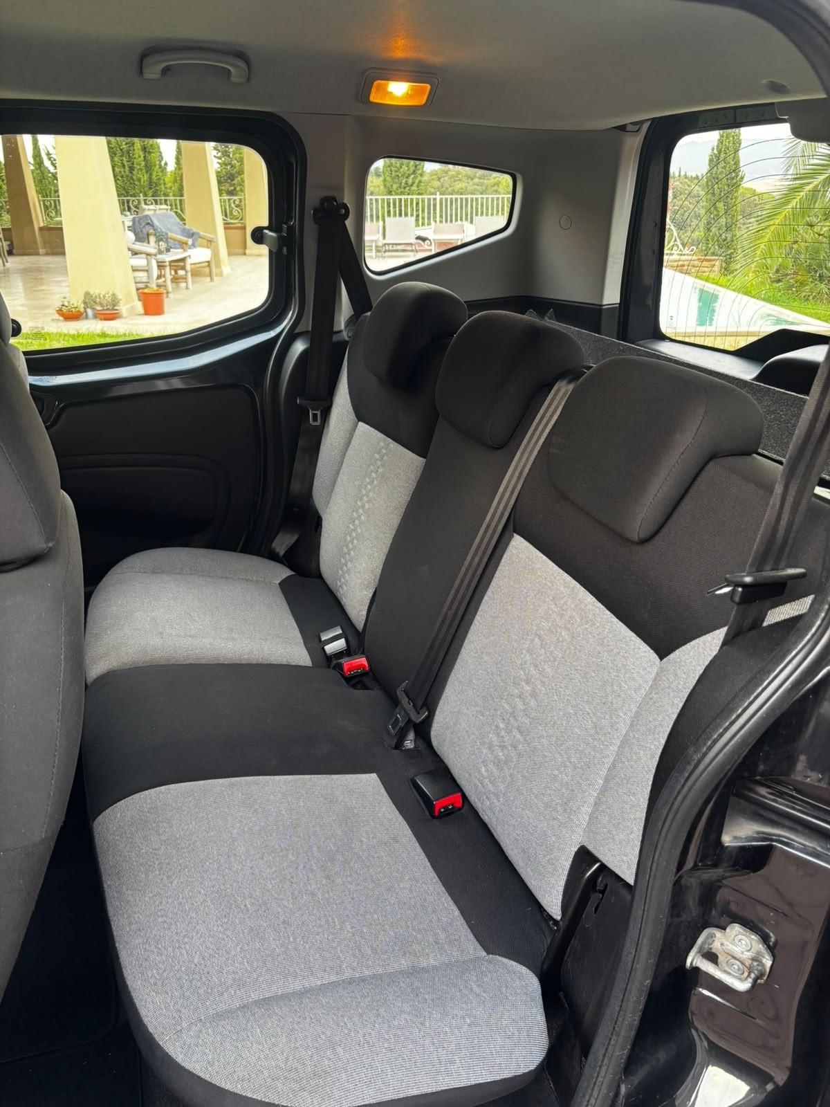 Fiat Qubo 1.3 MJT 80 CV Lounge