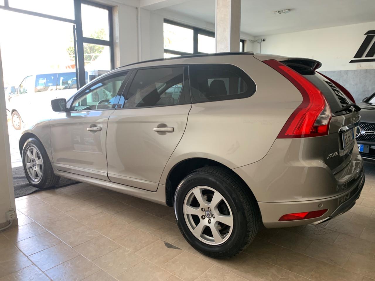 Volvo XC 60 XC60 D3 Geartronic Momentum