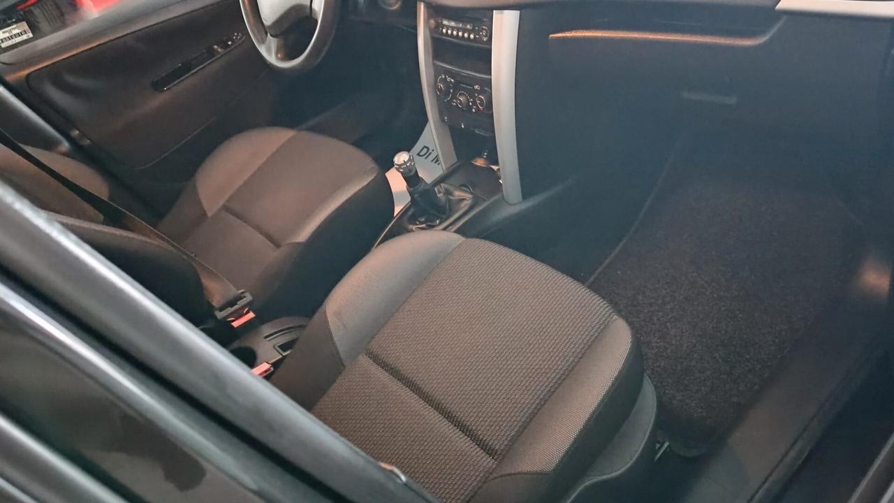 Peugeot 207 1.4 8V 75CV 5p. Energie
