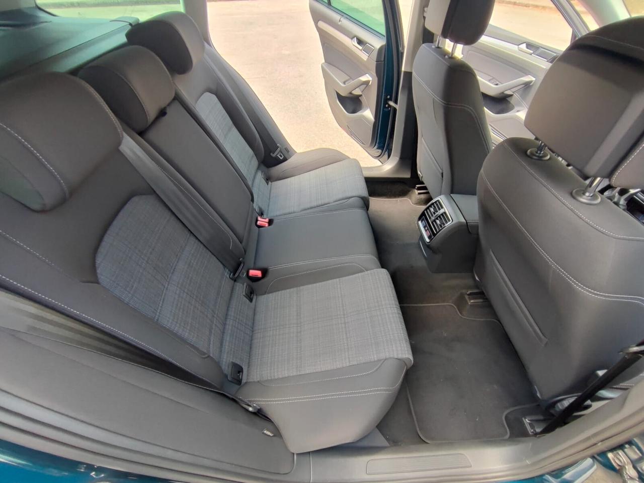 Volkswagen Passat Variant 2.0 tdi Business 150cv