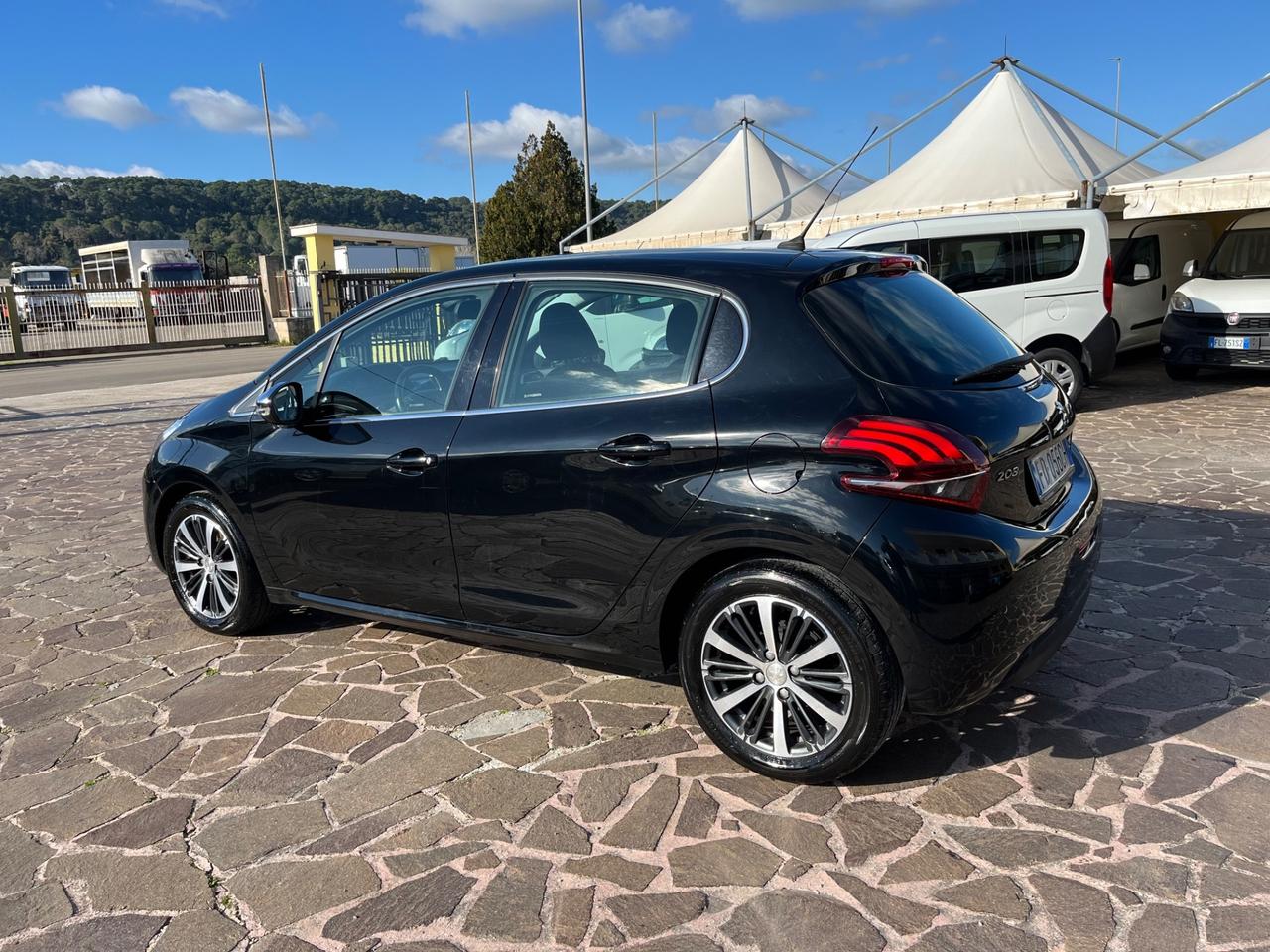 Peugeot 208 1.2 PureTech 82CV 5 porte Allure