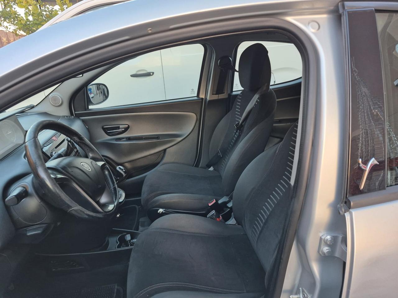 Lancia Ypsilon 1.3 MJT 16V 95 CV 5 porte S&S Platinum