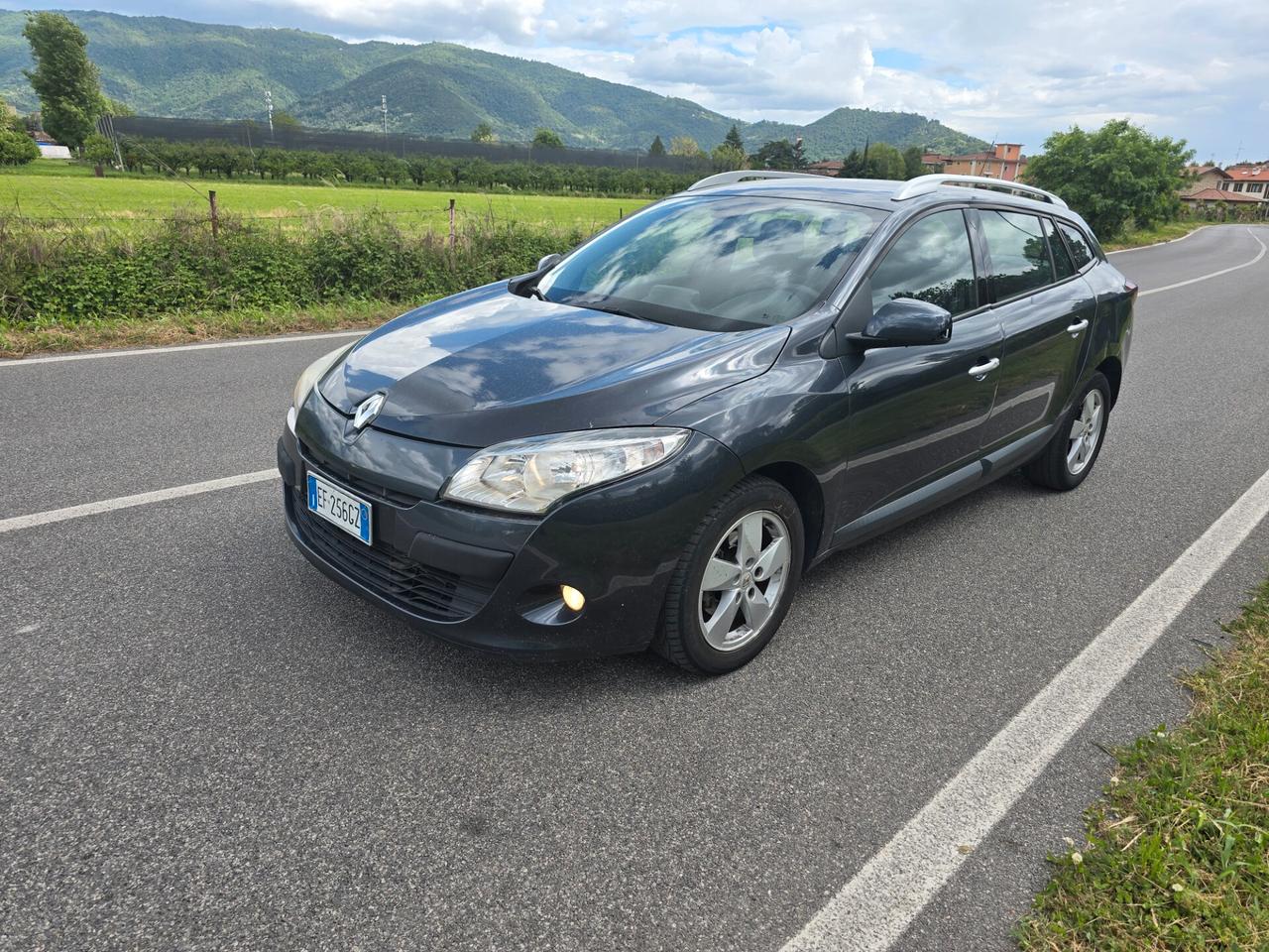 RENAULT MEGAN 1.5 dCi AUTOMATICO "OK PER NEOPATENTATI "