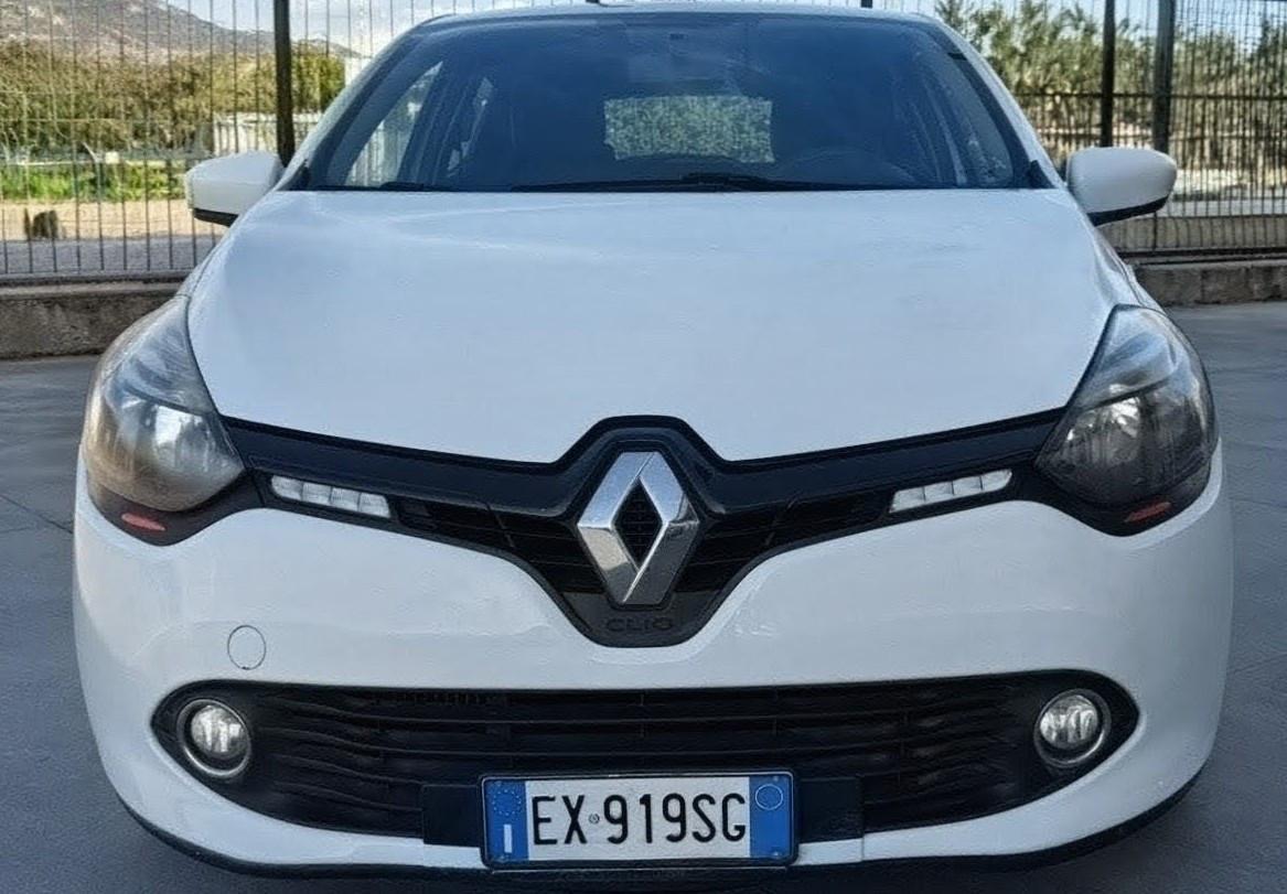 Renault Clio 1.5 dCi 8V 75CV 5 porte Costume National