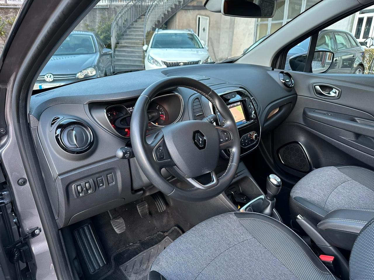 Renault Captur dCi 8V 90 CV EDC Sport Edition2