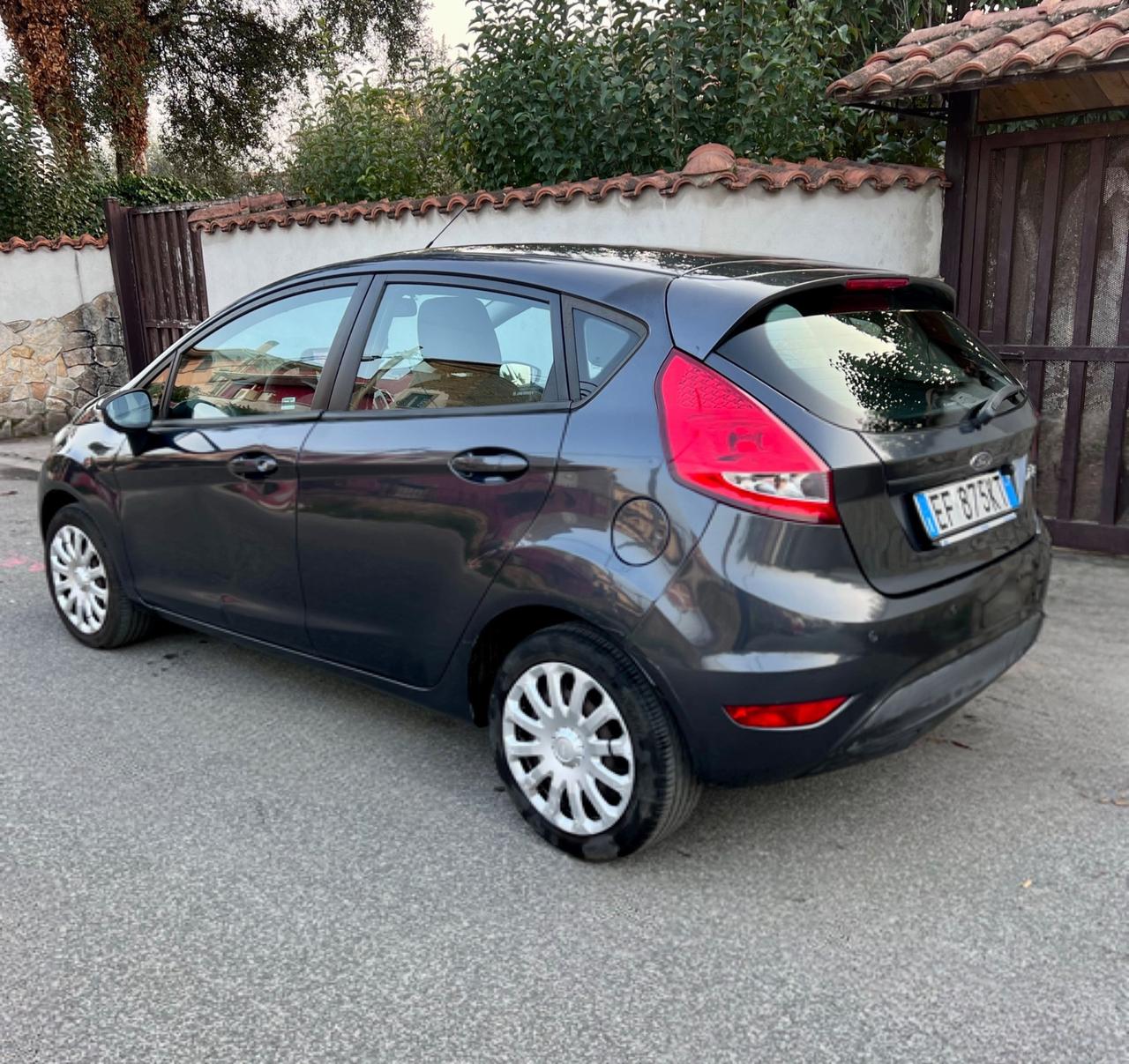 Ford Fiesta 1.4 5 porte GPL Titanium Euro 5