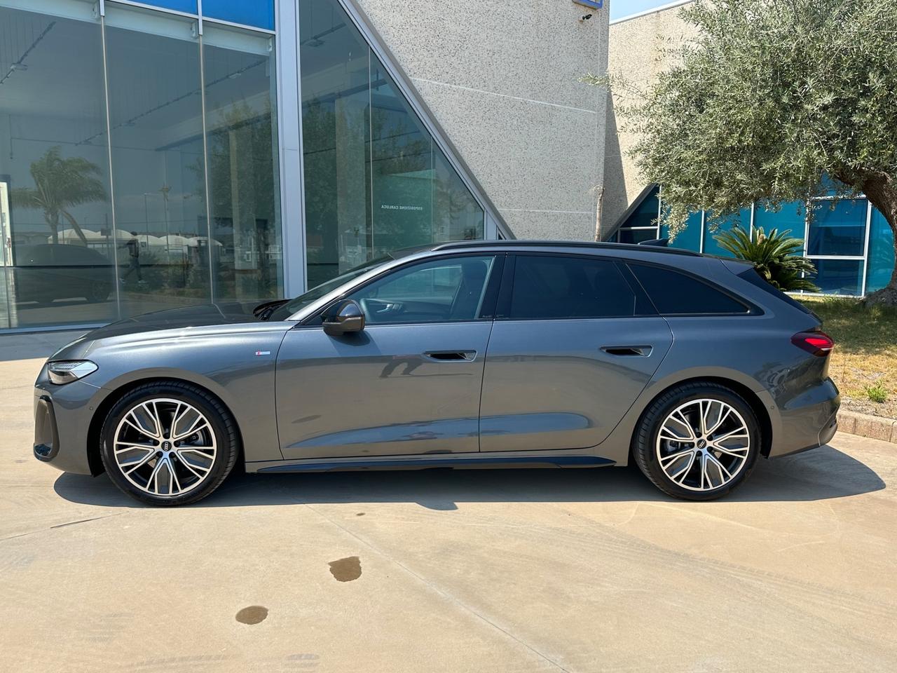 Audi A5 Avant tdi Sline possibilità noleggio no scoring
