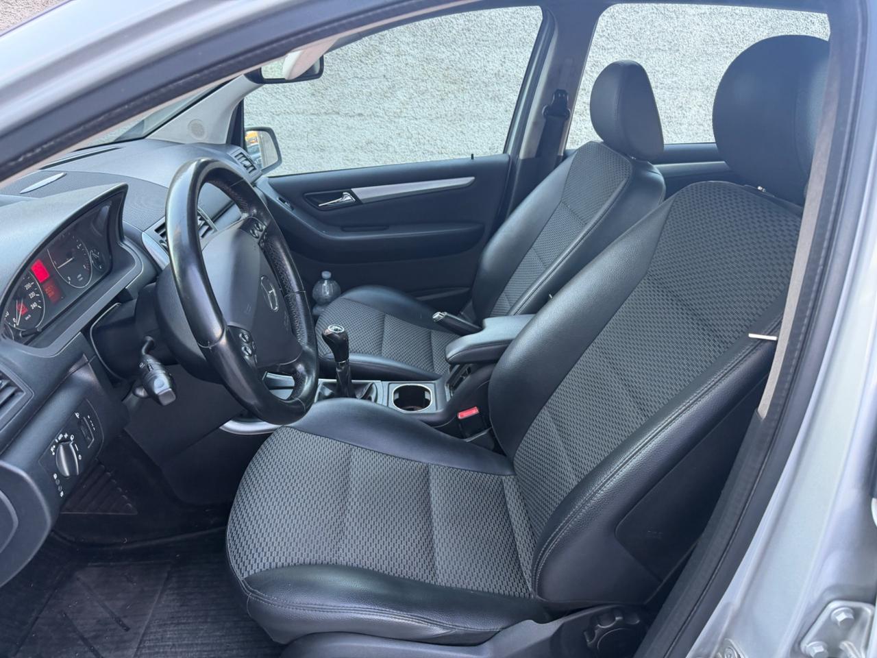 MERCEDES A 180 200 CDI ELEGANCE MANUALE