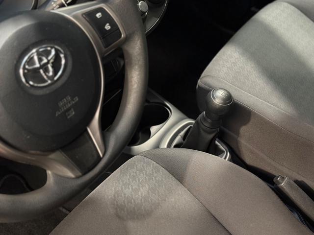 TOYOTA Yaris 1.0 5 porte Cool