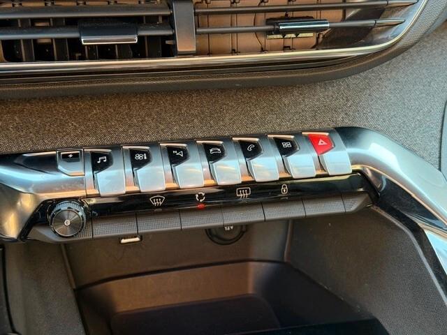 Peugeot 3008 Hybrid4 300 e-EAT8 Allure Pack