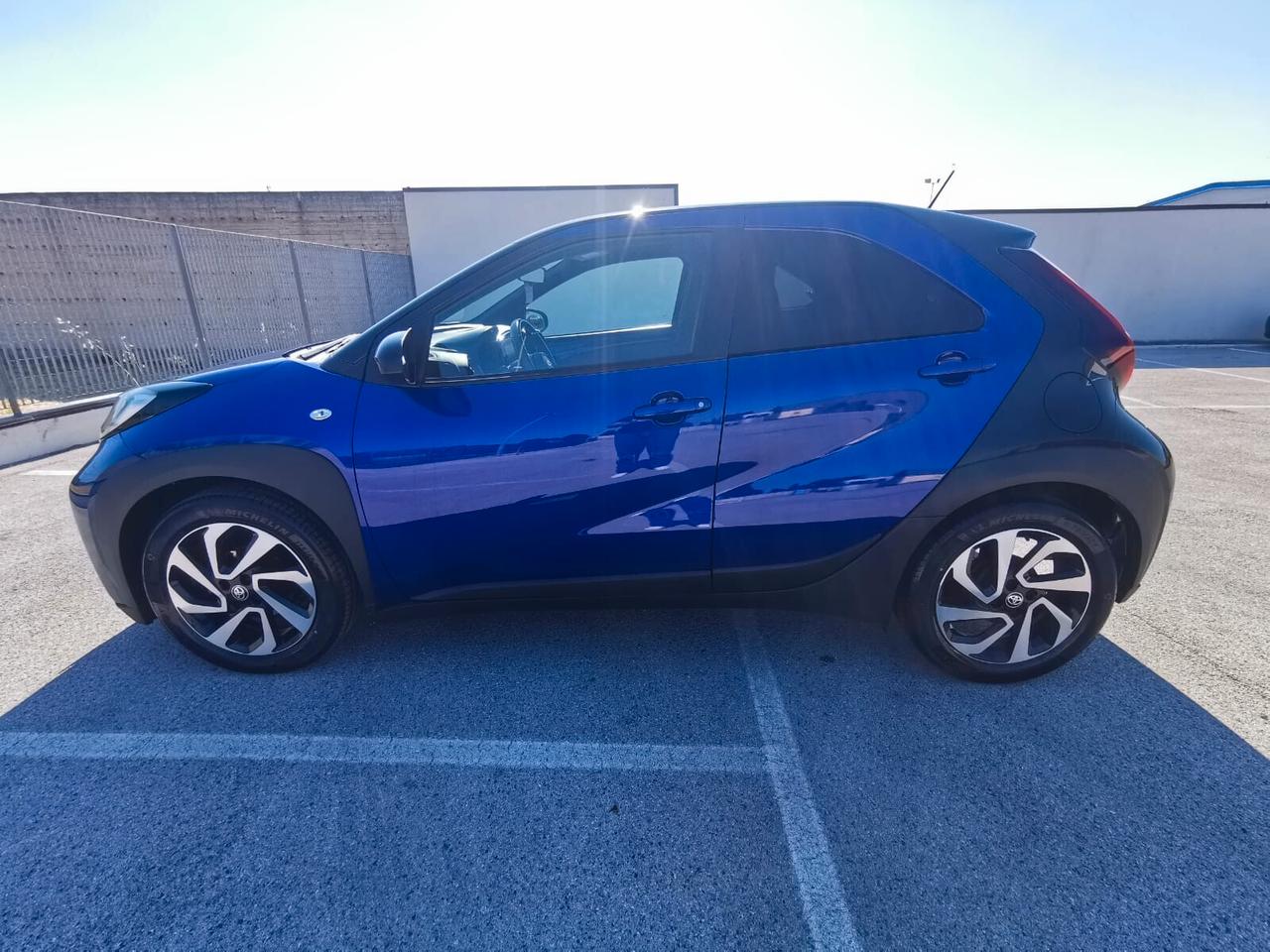 Toyota Aygo X 1.0 VVT-i 72 CV 5 porte Lou S-CVT