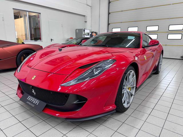 FERRARI 812 Superfast